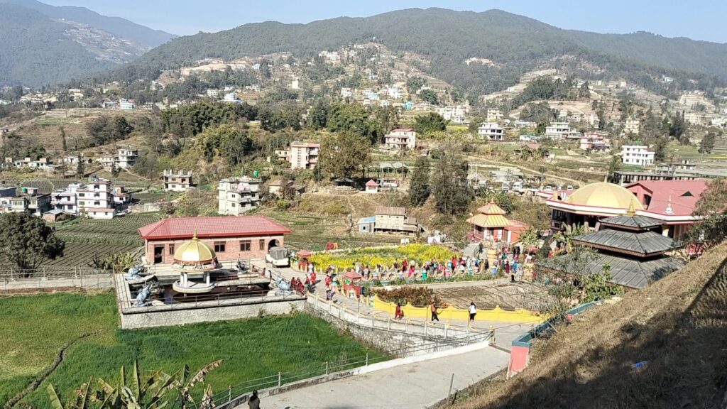 पञ्चमहालक्ष्मी मन्दिरमा भक्तजनको घुइँचो, सालीनदी जान निकै सहज (भिडियो सहित)