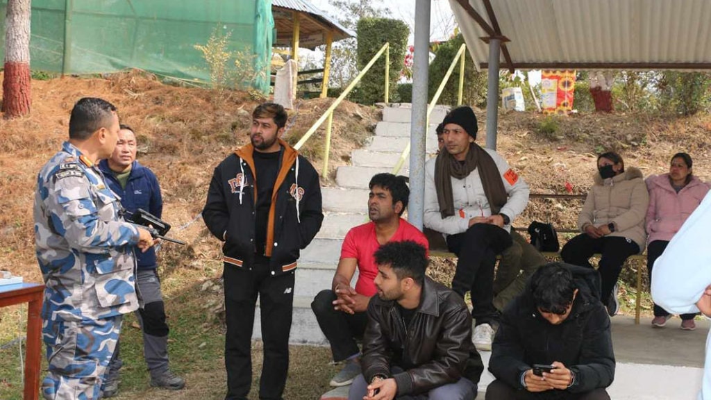 सशस्त्र प्रहरी बलद्वारा ताप्लेजुङमा अलपत्र तीर्थयात्रीको उद्धार