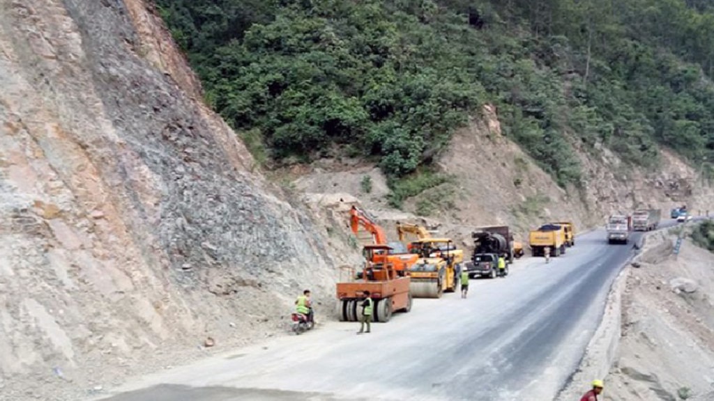 चौबिस वर्षपछि सडक स्तरोन्नति
