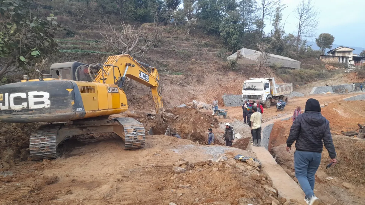 पर्वतमा निर्माणाधिन सडक योजनामा १६ करोड बजेट थप image