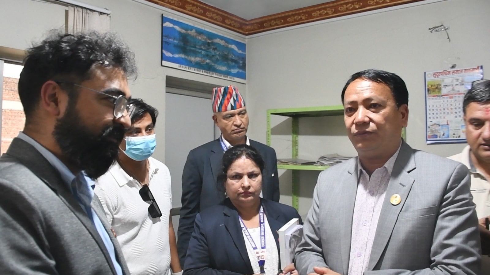 अनुमतिविपरीत सञ्चालन भइरहेका अस्पतालमा बागमती प्रदेश सरकारको छापा