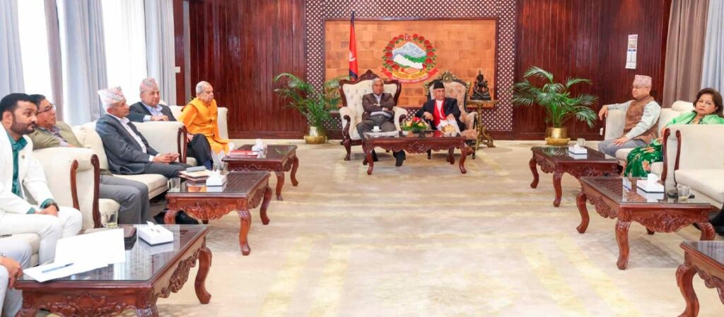 सत्तारुढ दलहरूको सुझाव: युवालाई प्रोत्साहन गर्ने नीति तथा कार्यक्रम ल्याऊ