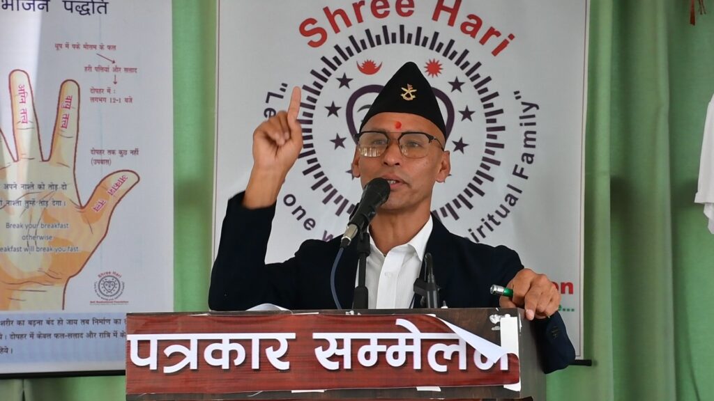 २५ वर्षदेखि आत्मसाक्षात्कारको यात्रामा चन्द्रहरि कायस्थ ‘श्रीहरि’