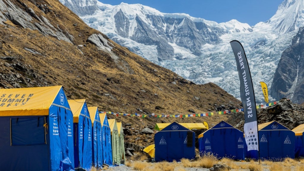 गुलजार बन्यो अन्नपूर्ण आधार शिविर, पर्यटकको आकर्षण बढ्दो image