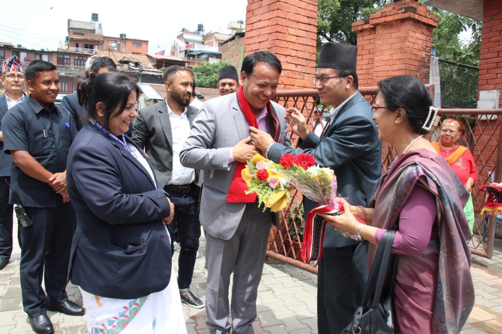बागमती प्रदेशका मन्त्री थापामगरद्वारा ख्वप अस्पतालको अनुगमन, गुणस्तरीय सेवा र प्रगतिमा प्रशंसा