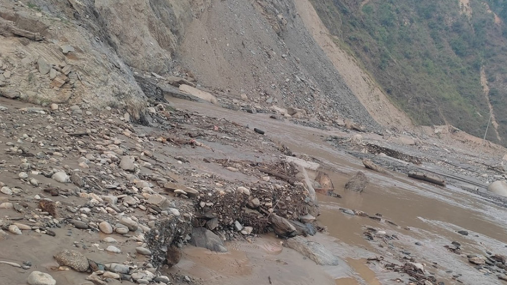 स्याफ्रुबेँसी रसुवागढी सडक पुनः बन्द