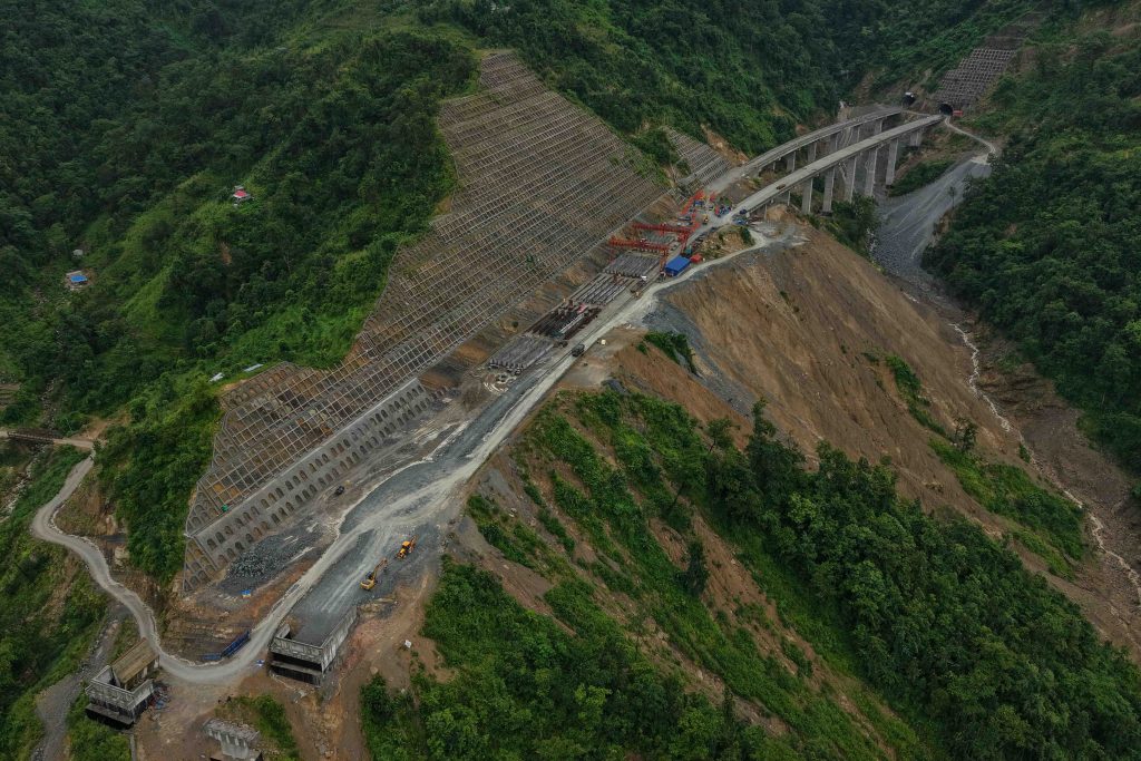 गति लिन थाल्यो काठमाडौं–तराई द्रुतमार्ग, निर्माण ४२ प्रतिशत पुग्यो