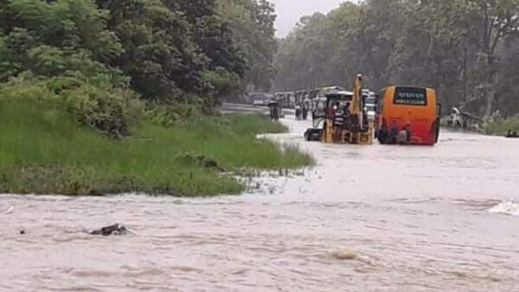 तीन फरक स्थानमा बाढी सतर्कता, स्थानीयलाई सुरक्षित रहन आग्रह