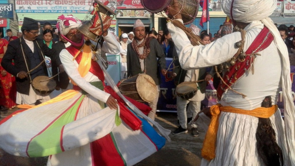 हराउँदैछ हुडकेली लोकनृत्य image