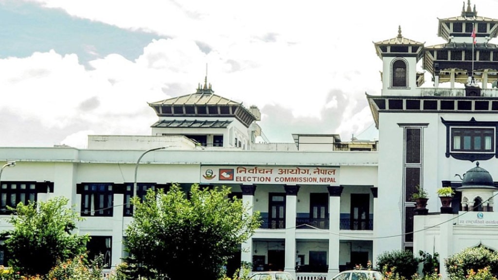 निर्वाचनअघि स्वास्थ्य संस्था तयारी अवस्थामा राख्न निर्वाचन आयोगको निर्देशन image