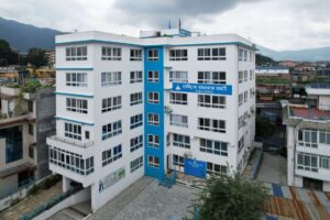 महिनैपिच्छे सांसद र मन्त्रीबाट मात्रै रास्वपाको खातामा ३३ लाख लेबी image