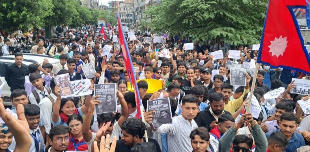 जेनजी आन्दोलनका घाइतेलाई ४८ लाख रुपैयाँ राहत वितरण