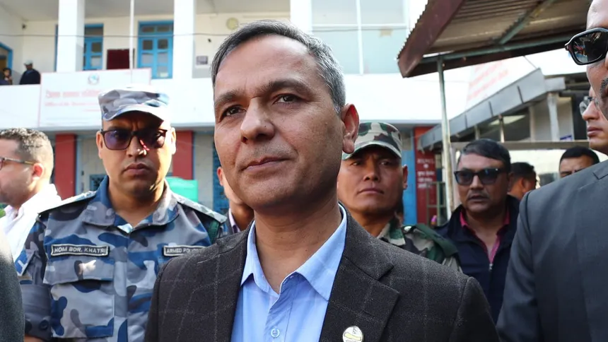 फागुन २१ को निर्वाचन निष्पक्ष र भयरहित वातावरणमा हुन्छ : गृहमन्त्री अर्याल image