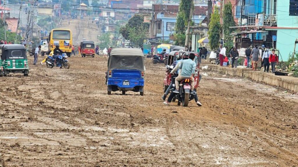 सडक अलपत्र पार्ने ठेकेदारको जमानत जफत