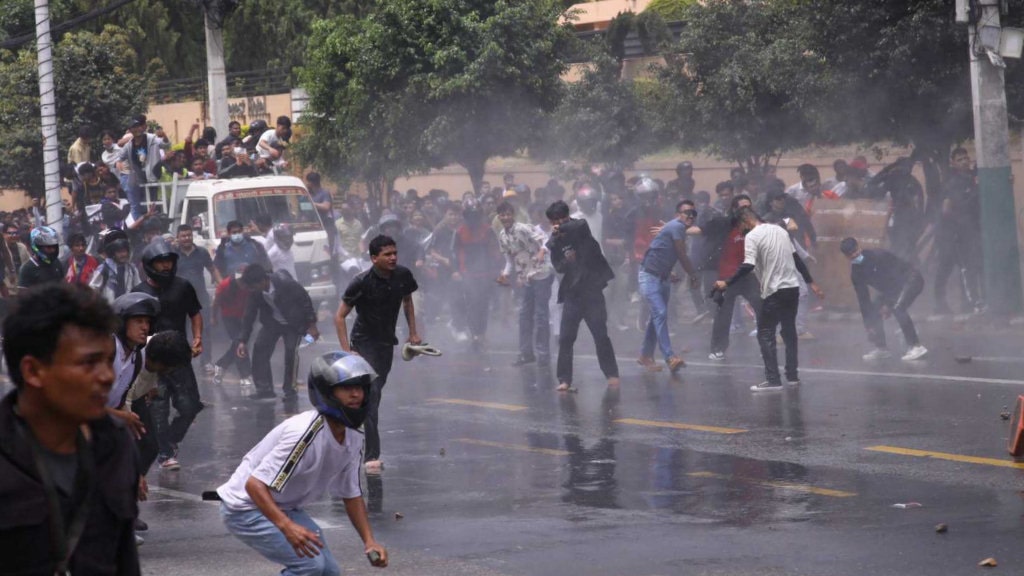 नागरिक समूहको चेतावनी: सरकार, जेनजी र दल संयमित नभए देश राजनीतिक शून्यतामा धकेलिन सक्ने