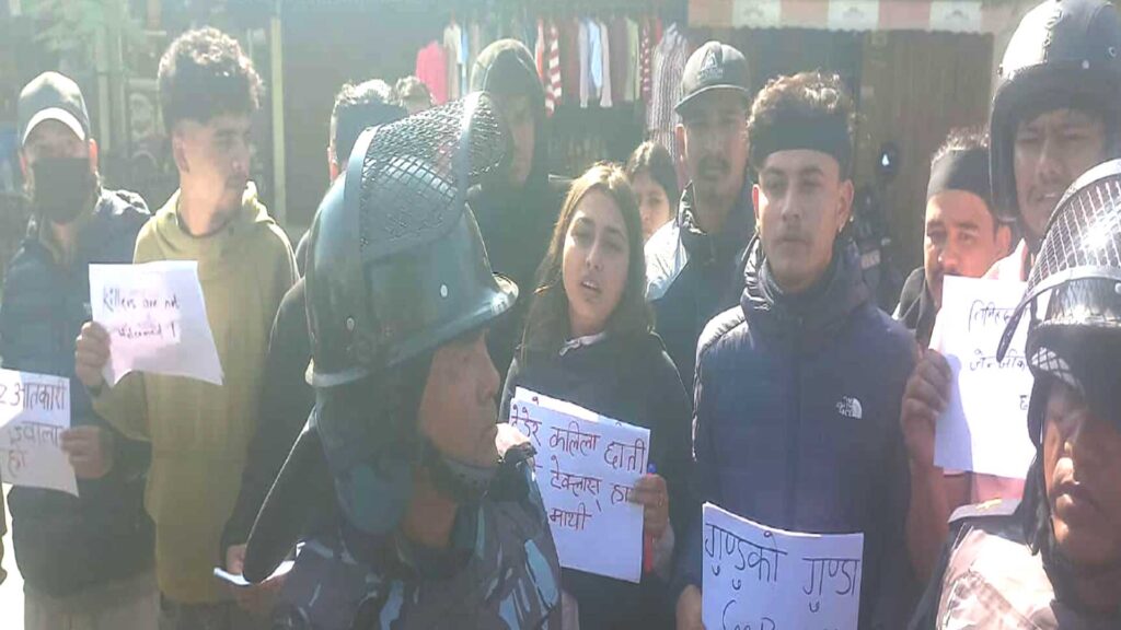 धनगढीमा महेश बस्नेत आगमनअघि जेनजीको सडक प्रदर्शन, सुरक्षा कडा
