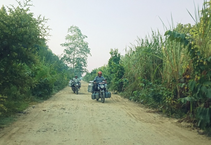 ३० महिनामा निर्माण गरिसक्नुपर्ने हुलाकी सडक, साढे आठ वर्षमा पनि बनेन