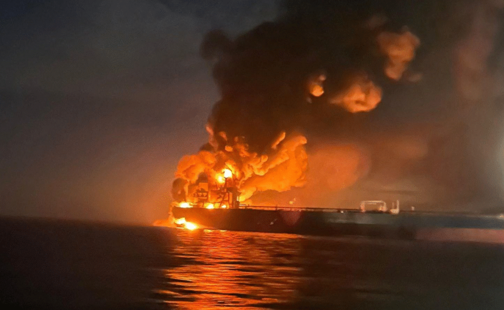 युक्रेनले ब्ल्याक सी मा रुसी तेल ट्यांकरमाथि शक्तिशाली हमला