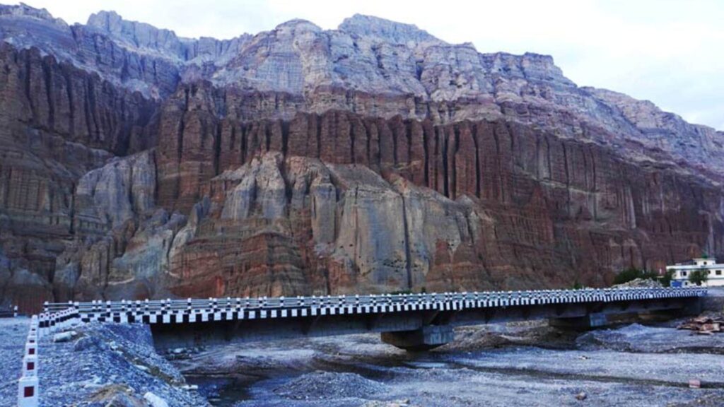 कोरला सडक आयोजनामा आठ अर्ब खर्च
