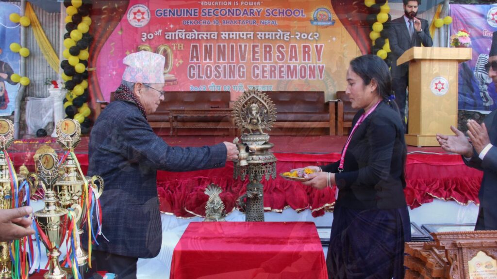 जात्रामा पानी बोकेर हिँड्ने ‘पानी बाजे’को पाँच दशक लामो सेवा सम्मानित