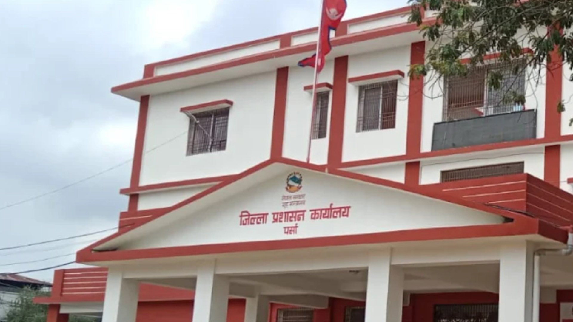 वीरगञ्जमा कर्फ्यू दिउँसो १ बजेसम्म थप, सामाजिक सद्भाव कायम गर्न प्रशासनको अपिल image