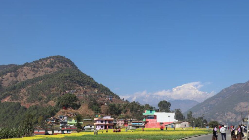 आन्तरिक पर्यटकको रोजाइमा रत्नेचौर