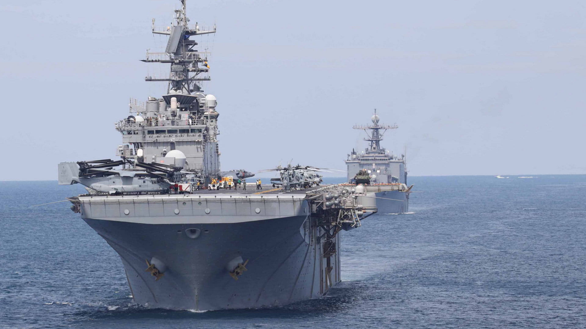 इरानलक्षित अमेरिकी शक्ति प्रदर्शन, मध्यपूर्वमा अत्याधुनिक युद्धपोत परिचालन image