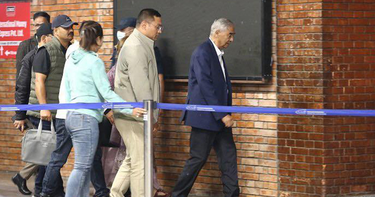 चुनावको मुखमा सिंगापुर पुगे शेरबहादुर देउवा दम्पत्ति, मतदानमा सहभागी नहुने संकेत image