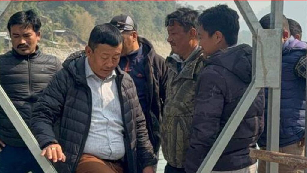 सुनकोसीस्थित बंशिलाघाटमा ५१.८१ मिटर लामो बेलिब्रिज जडान