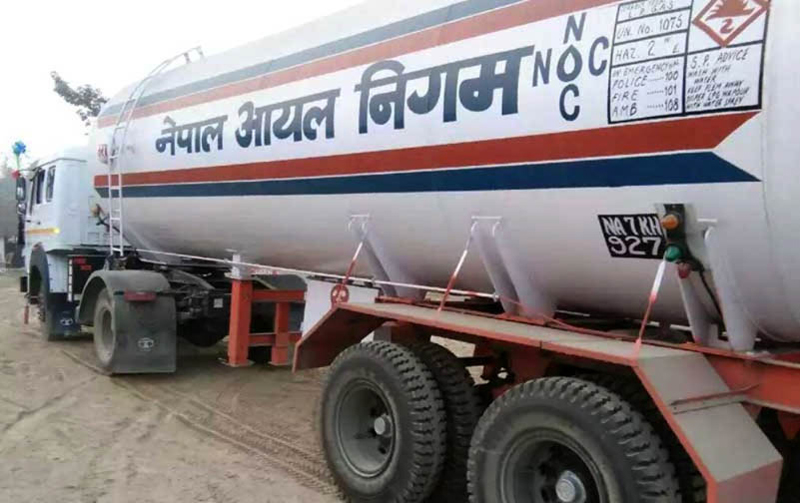 निर्वाचनको मुखमा एलपी ग्यास आयात बढाइयो, अभाव नहुने नेपाल आयल निगमको दाबी image