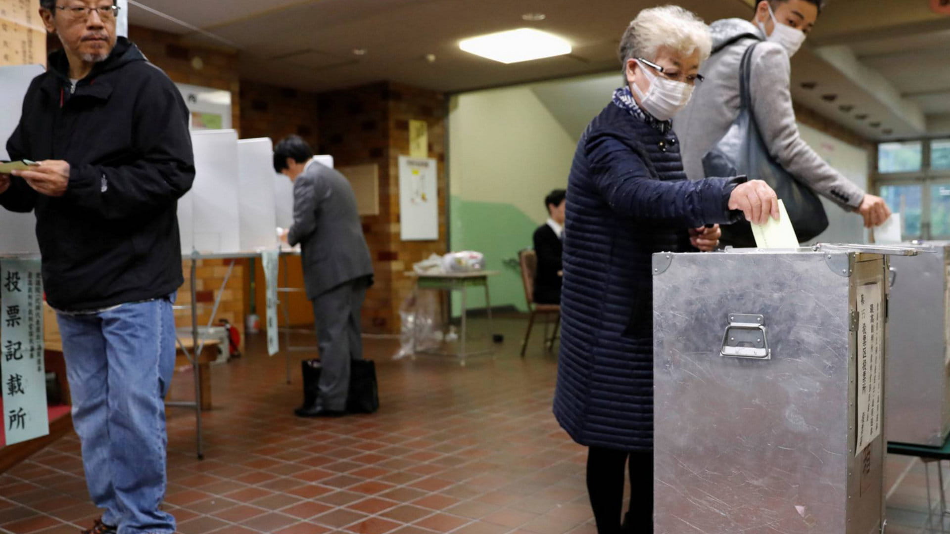 जापानमा तल्लो सदनका ४६५ सदस्यका लागि मतदान जारी image