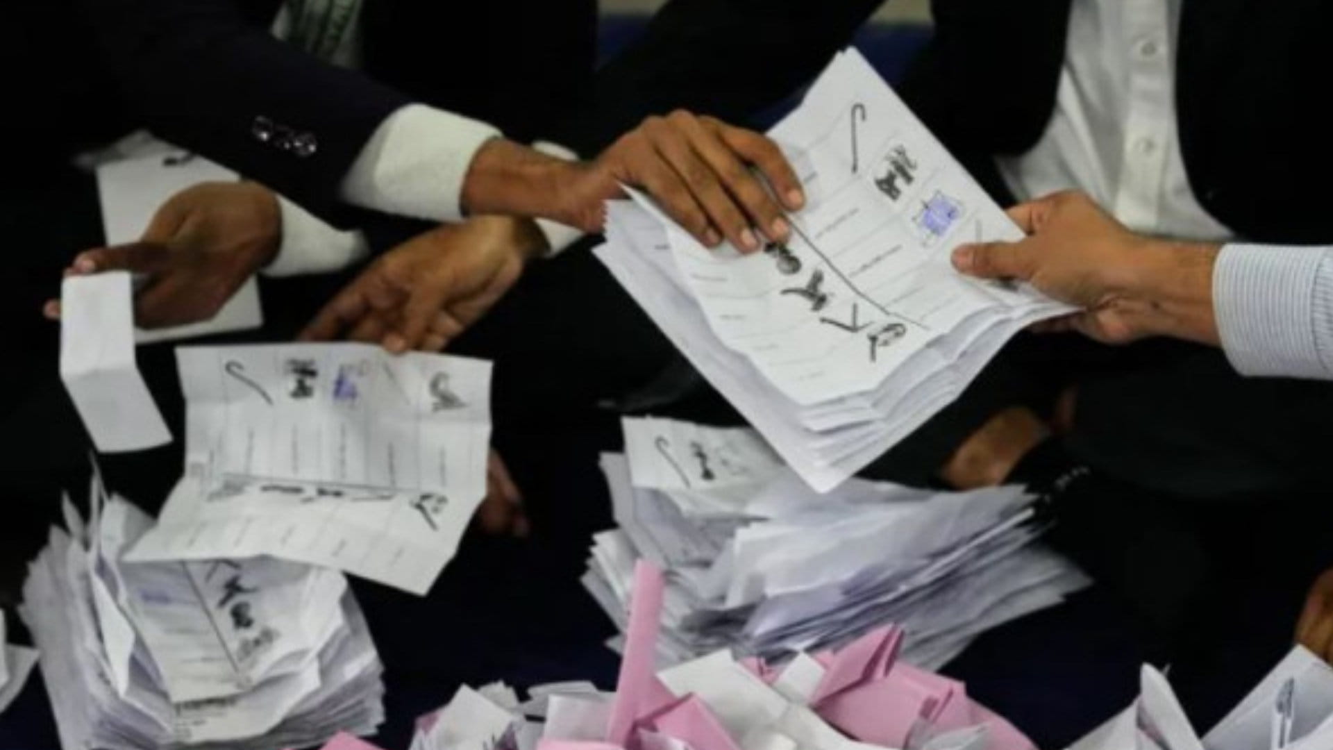 विद्यार्थी नेतृत्वको आन्दोलनपछि भएको पहिलो चुनावमा बीएनपीको ऐतिहासिक जीत image