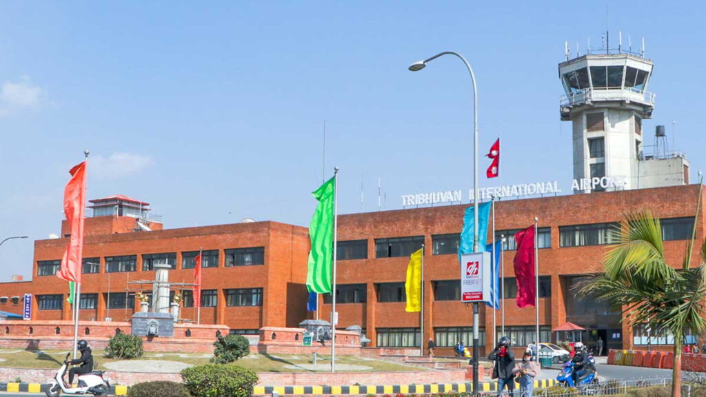 अवैध डलरसहित त्रिभुवन विमानस्थलबाट तीन जना नियन्त्रणमा