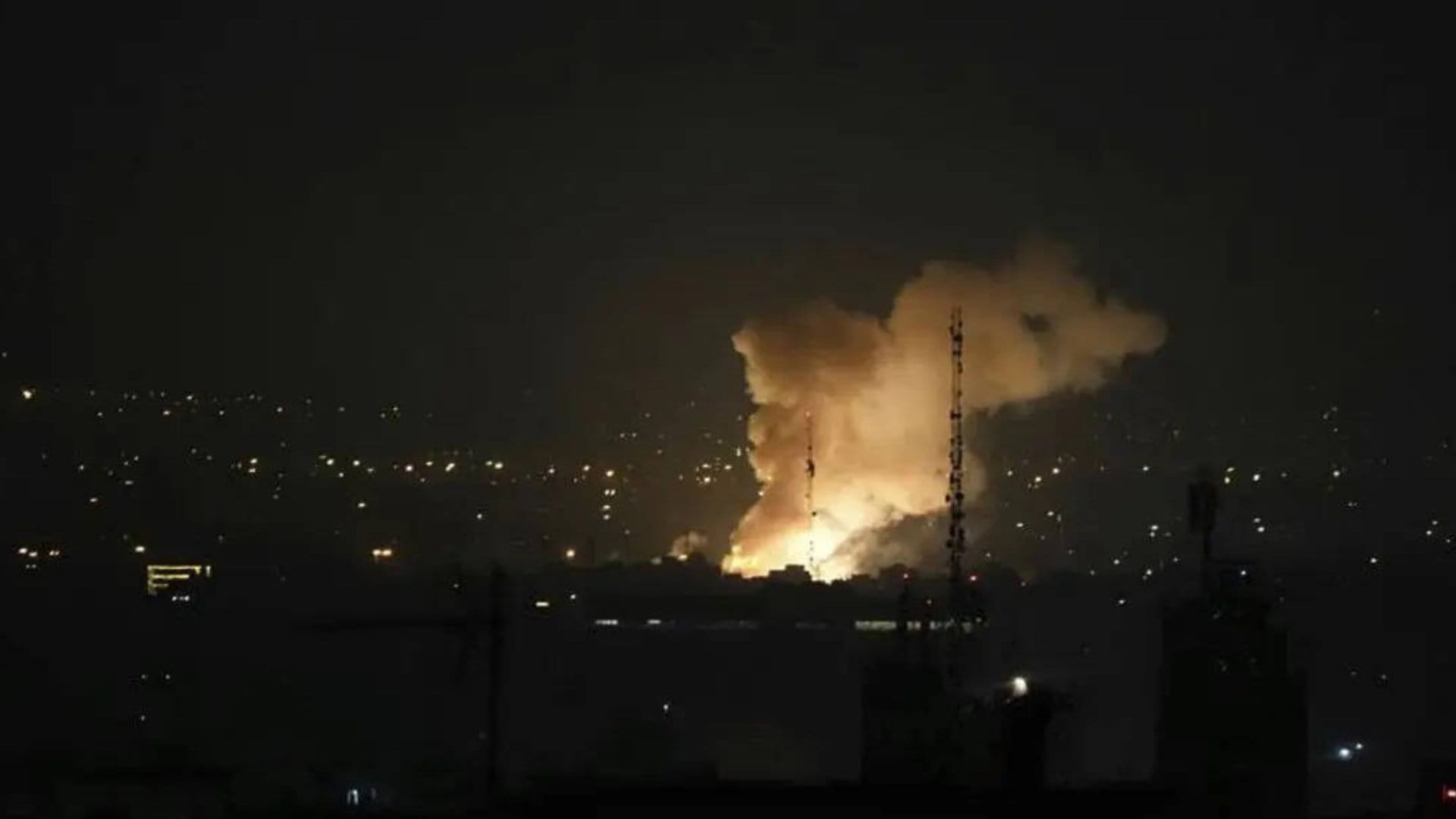 मध्यपूर्व द्वन्द्वको असर नेपालमा गहिरिँदै, भान्सादेखि अर्थतन्त्रसम्म दबाब image