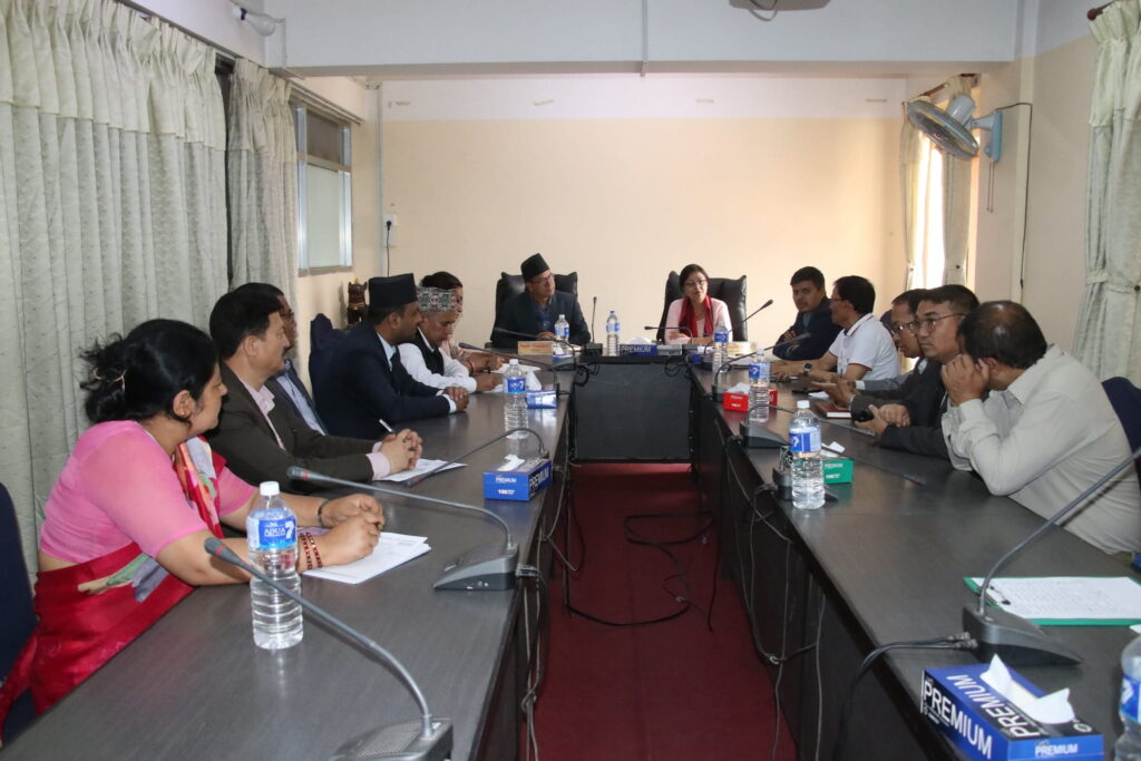 भक्तपुरको शैक्षिक गुणस्तर सुधारमा प्राध्यापकहरूको भूमिका महत्वपूर्ण : मेयर प्रजापति