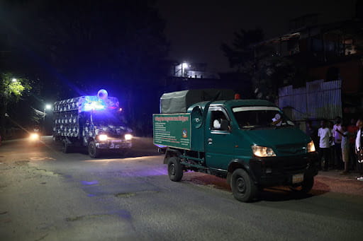 तीनकुने–गैरीगाउँ क्षेत्रका बासिन्दाले सामान सार्न थाले, पाँच स्थानमा पुनर्स्थापना गर्ने सरकारको तयारी