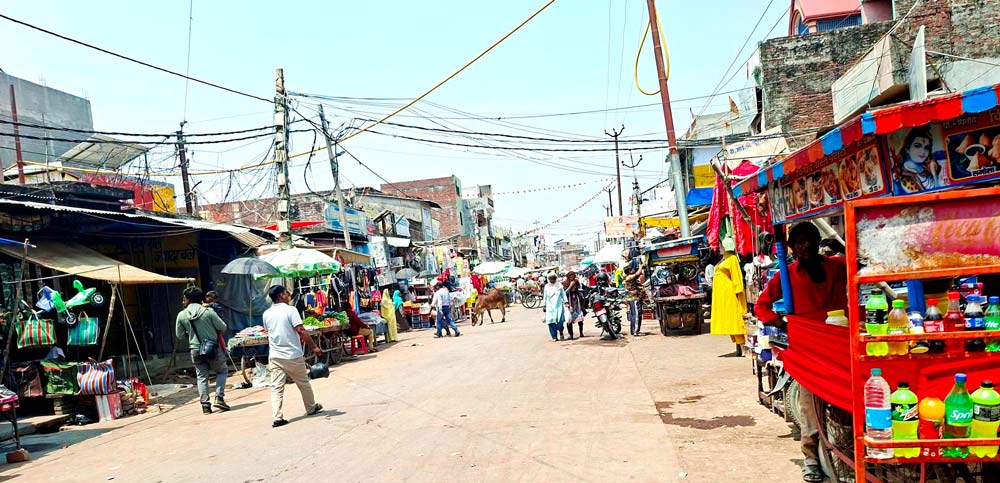 भन्सारमा कडाइपछि सुनौली क्षेत्रमा नेपालतर्फ व्यापार-व्यवसाय चलायमान