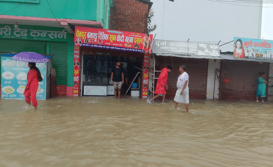 अविरल वर्षाले कैलाली-कञ्चनपुर जलमग्न, जनजीवन प्रभावित image