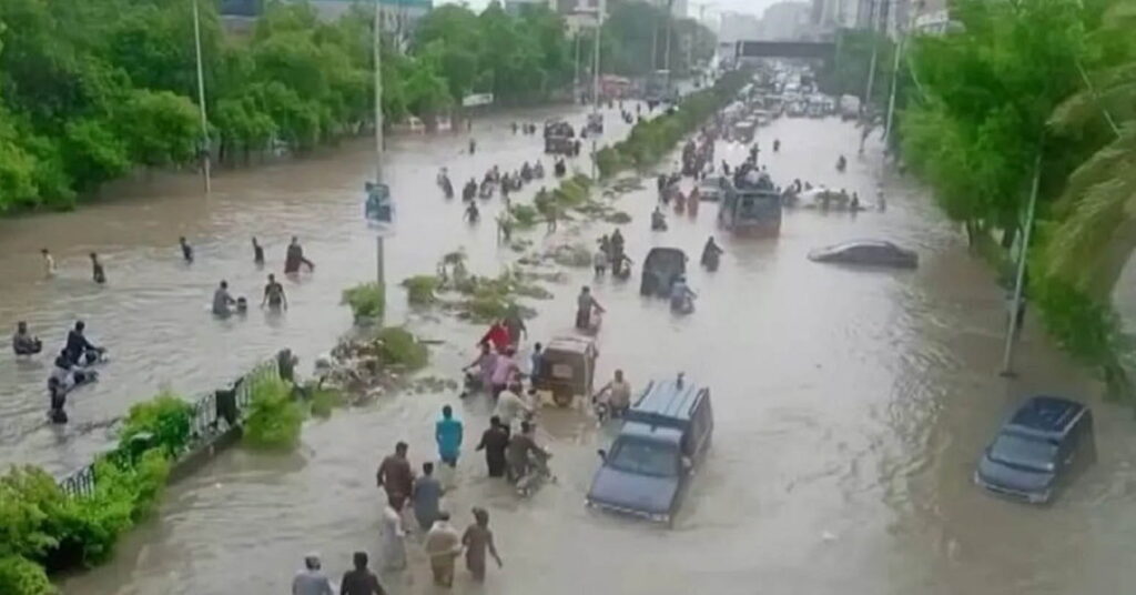 पाकिस्तानमा मनसुनी विपद् : वर्षाजन्य घटनामा ११ जनाको मृत्यु, २७ घाइते