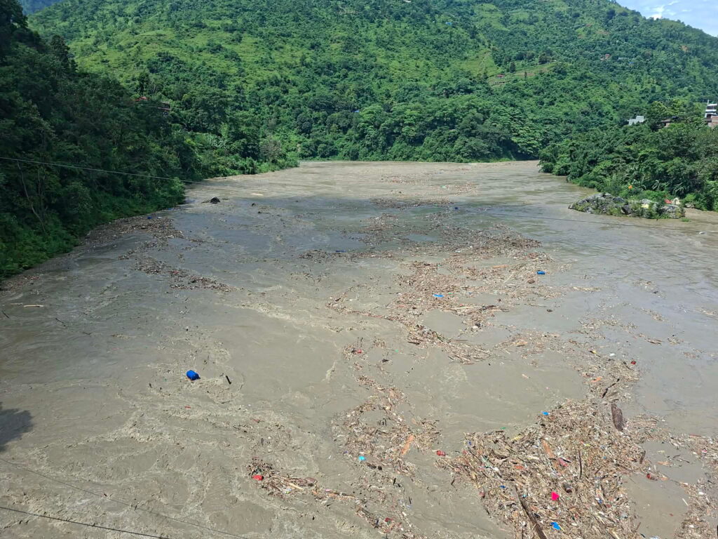 रसुवा बाढीको कहर : आठ जिल्लामा भेटियो २८९ जनाको शव