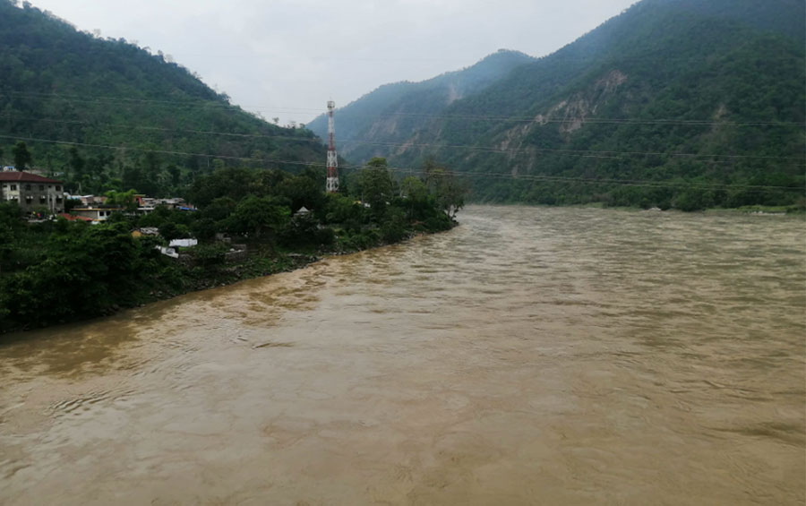 कर्णाली नदीमा जलसतह सतर्कता तहभन्दा माथि, तल्लो तटीय क्षेत्रमा उच्च सतर्कता