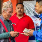 जन्मभूमिको पीडाले जापानबाट नेपाल तान्यो डंगोललाई, १५० बाढीपीडित परिवारलाई नगद राहत