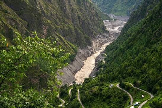 बाढीका कारण पढाइ प्रभावित भएपछि स्याफ्रुबेँसीका ५८ विद्यार्थी काठमाडौंमा व्यवस्थापन