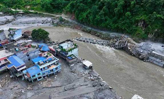 बाढी आउनुभन्दा १२ दिनअघि नै नेपाललाई ‘अलर्ट’ पठाएको चीनको दाबी