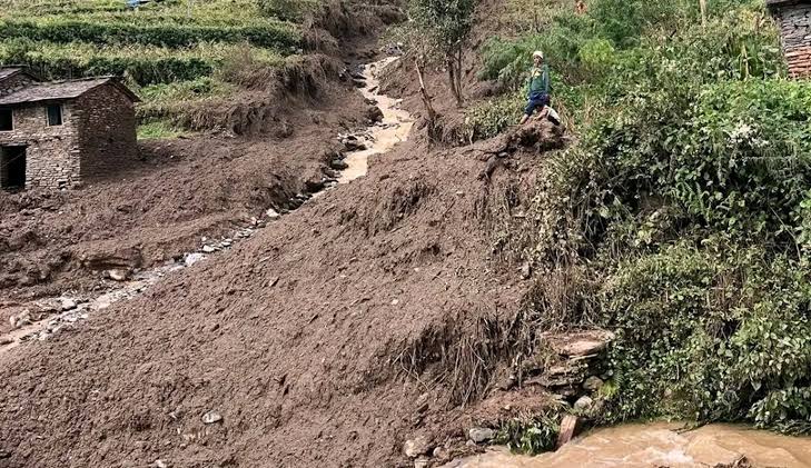 बागलुङमा पहिरोको कहर : तीन दिनमा १२ जनाको मृत्यु, एक बेपत्ता