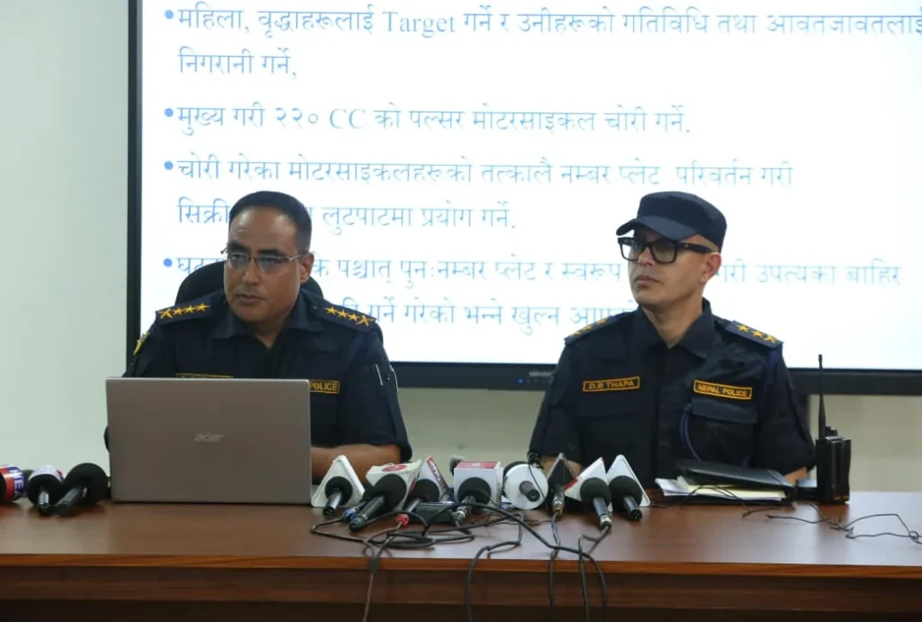 काठमाडौंमा लुटपाट र मोटरसाइकल चोरीमा संलग्न ‘माझी गिरोह’का नाइकेसहित तीन जना पक्राउ