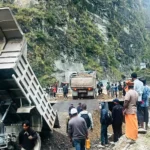 पोखरेबगर पुलको पहुँचमार्ग जोडियो, हलुका सवारीसाधन चल्न थाले